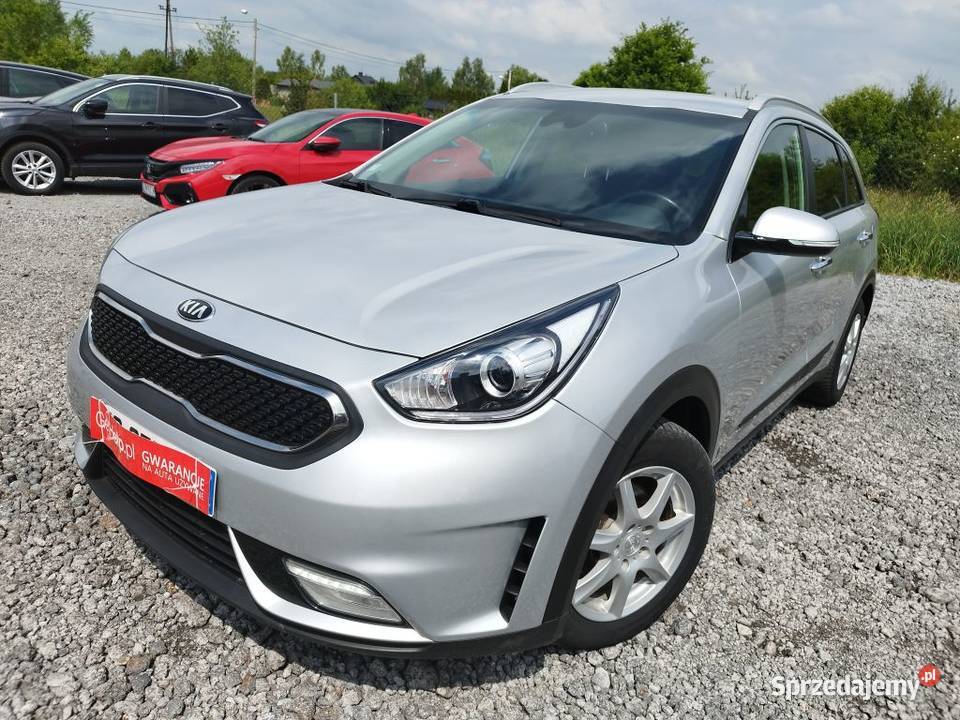 Kia Niro 16 hybryda klima kamera stan gwarancja Częstochowa