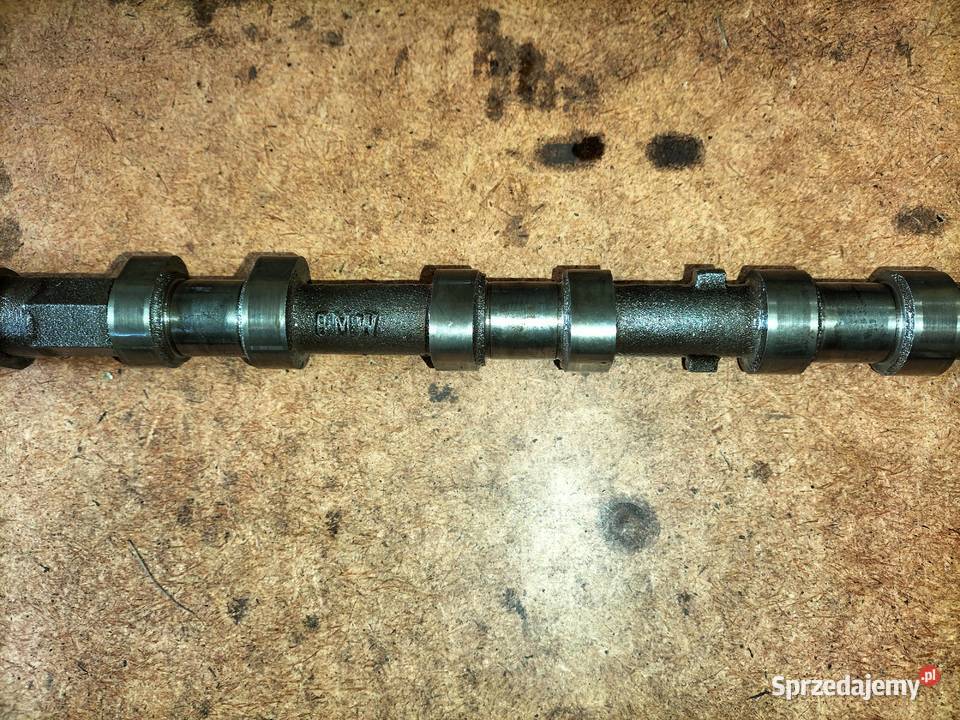 Wałek rozrządu zaworów ssących BMW E46 E60 E61