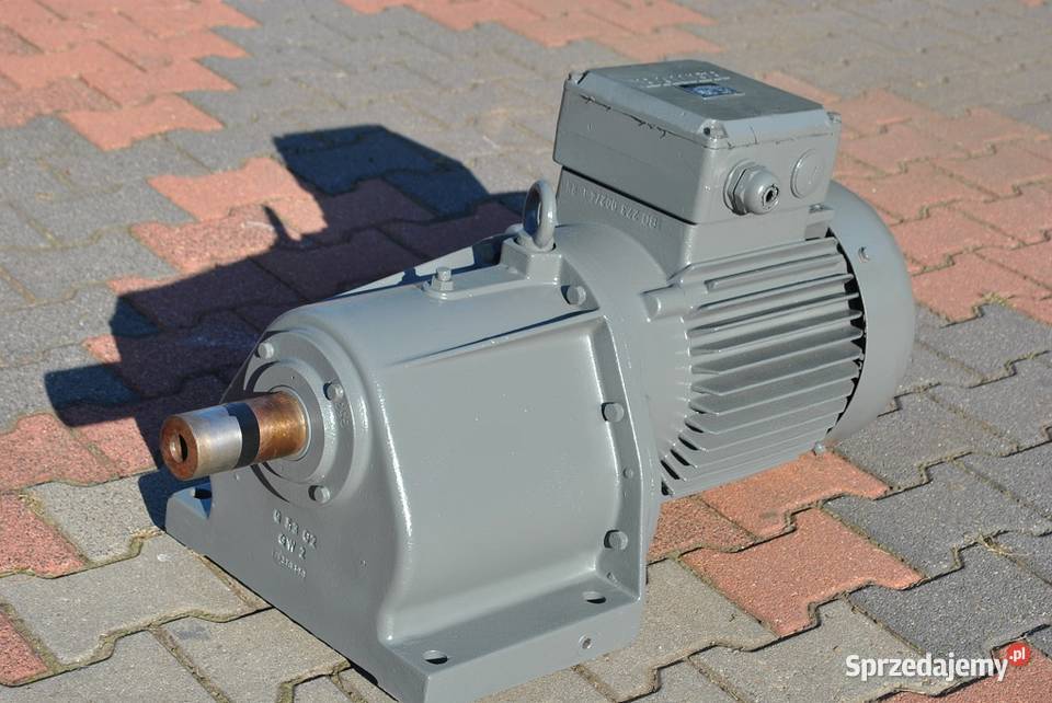 Motoreduktor dwubiegowy 714kw 65130obrmin BAUER lubuskie Kargowa