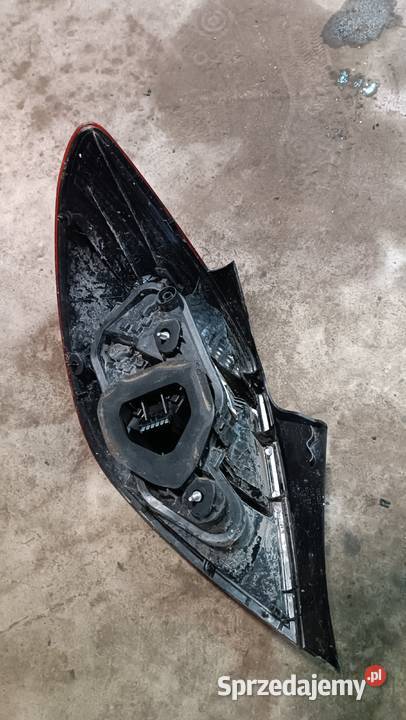 Lampa tył tylna prawa tylna Opel Corsa D osobowe małopolskie Wał-Ruda sprzedam