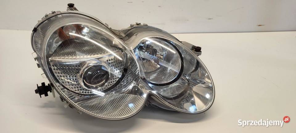 MERCEDES SL R230 LAMPA PRAWY PRZÓD ANGLIK RHD
