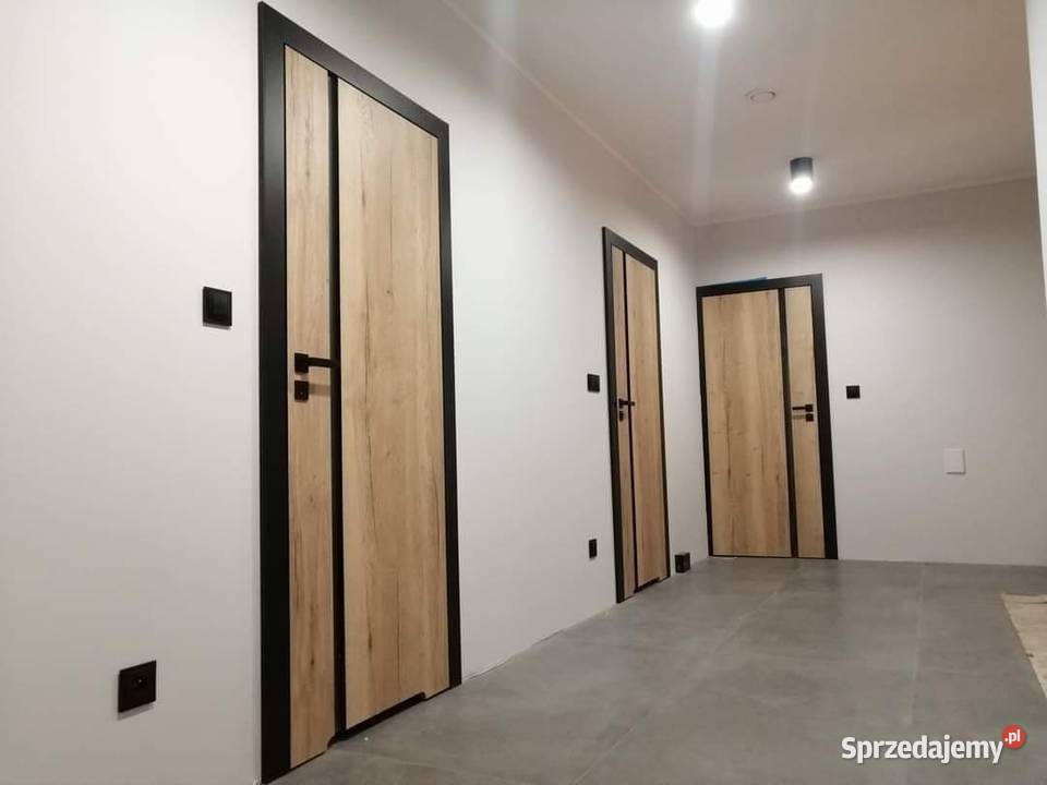 DRZWI Z OŚCIEŻNICAMI KOMPLETY POD INDYWIDUALNE Tomaszów Mazowiecki sprzedam