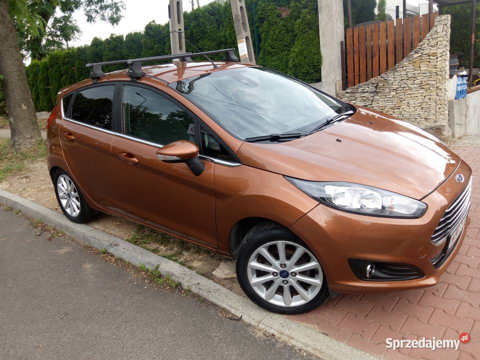 Ford Fiesta klimatronik bogate wyposażenie nieuszkodzony Sosnowiec