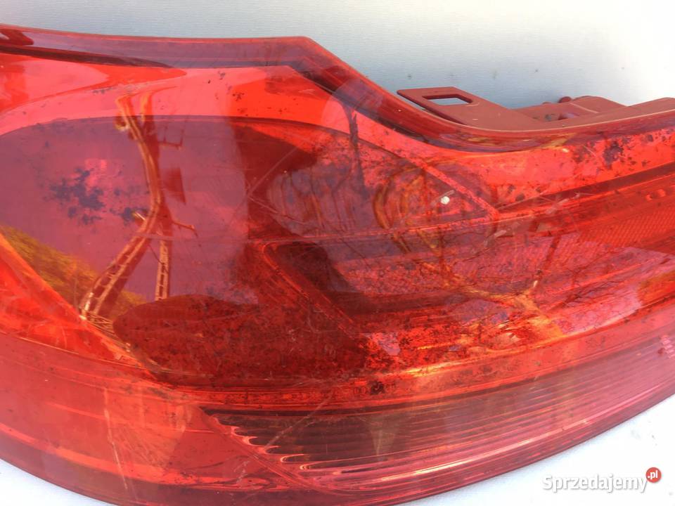 OPEL INSIGNIA LEWA LAMPA TYŁ KOMBI