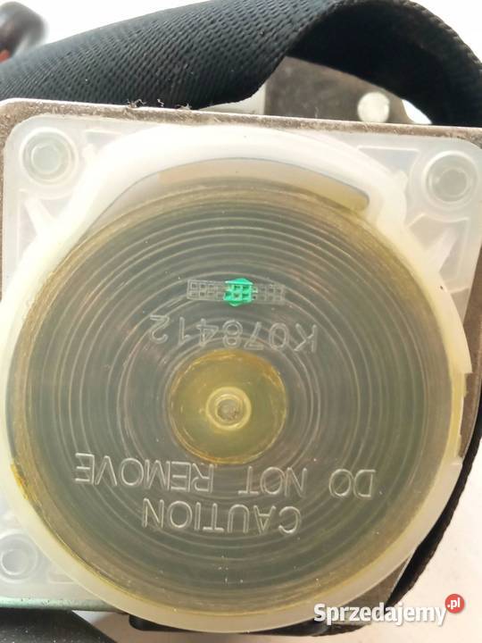 PAS BEZPIECZEŃSTWA LEWY TYŁ E15 Toyota Auris I Rok produkcji 2007