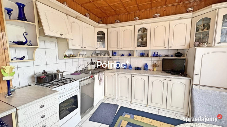 Dom 180 m dodatkowy budynek Morelowa