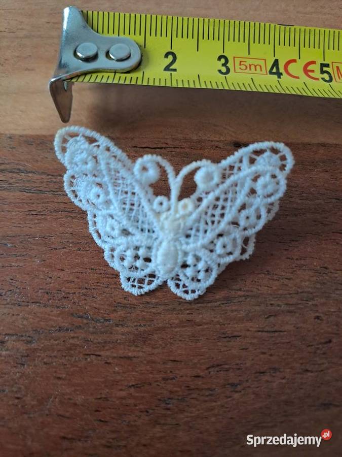 Broszka Haftowany Motyl PRL Warszawa