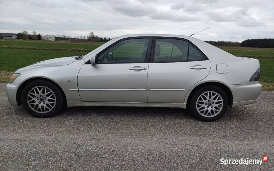 Lexus is 200 LPG 2004 lubelskie