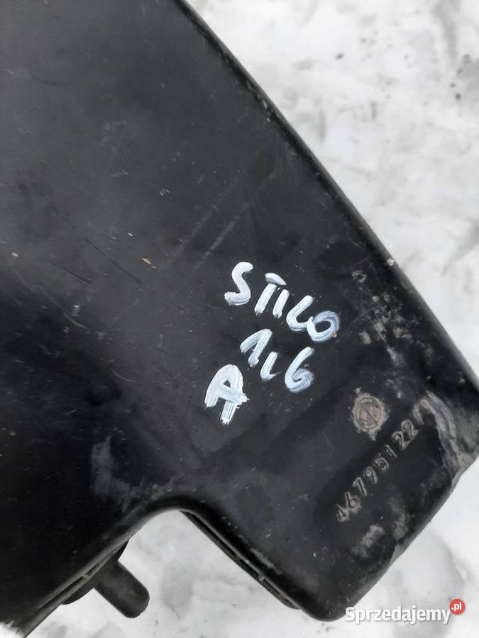 Fiat Stilo 16 16V obudowa filtra powietrza Ksawerów sprzedam
