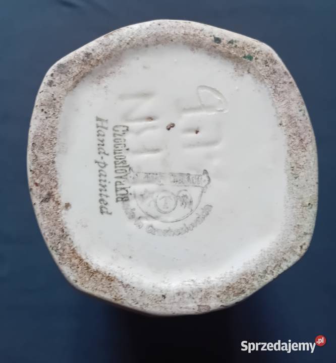Sprzedam ceramiczny dzbanek z tłoczonymi