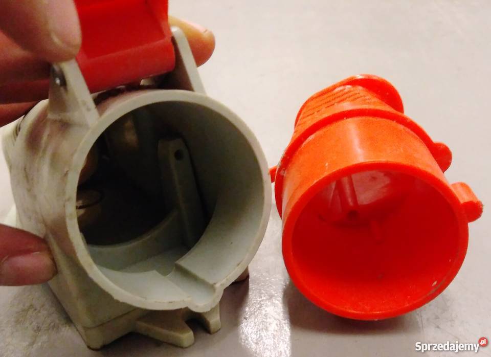 Wtyczki gniazda elektryczne siłowe różne Warszawa