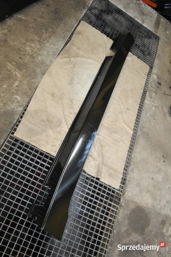 Nakłądka produ lewa strona BMW E60 E61 PRZEDLIFT śląskie Poręba sprzedam