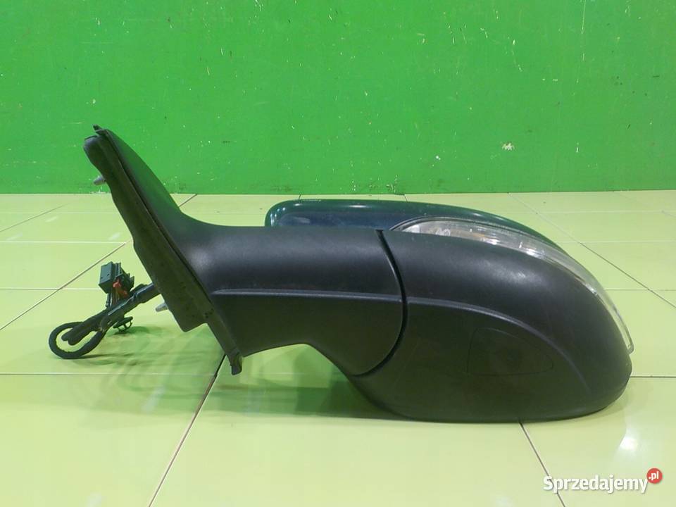 VW GOLF VI 12TSI 12r HB lusterko lewe Suków