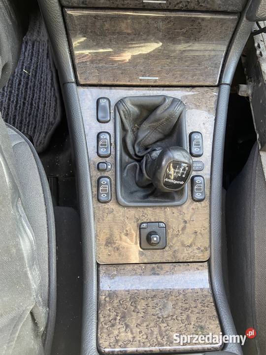 Dekory Mercedes E klasa W210 Wyposażenie wnętrza Krasnobród