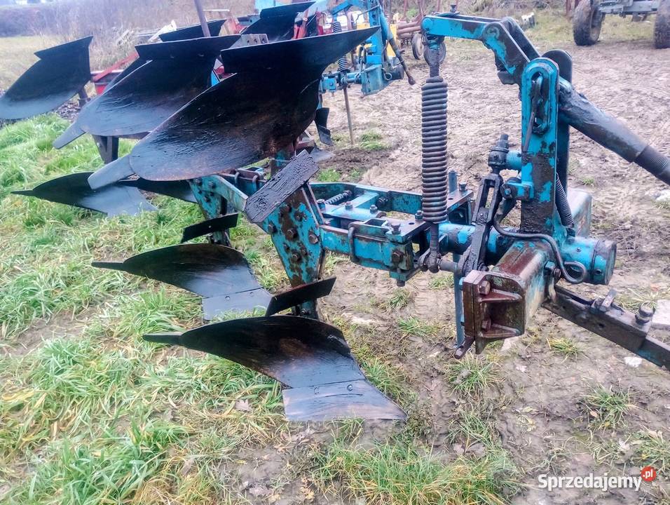 Pługi 2 skibowe obrotowe nieuszkodzony Huta Nowa