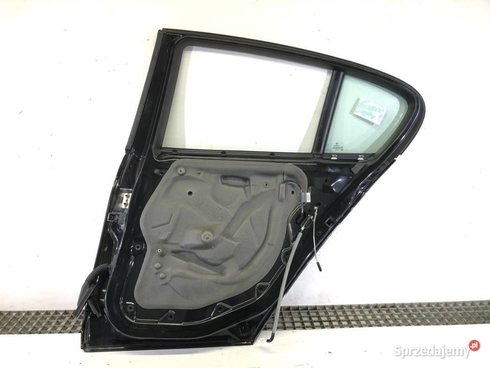 DRZWI PRAWY TYŁ BMW E87 Hatchback 0313 Drzwi