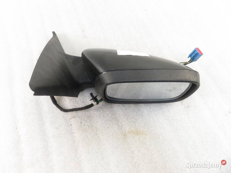 LUSTERKO PRAWE VOLVO V50 6PIN