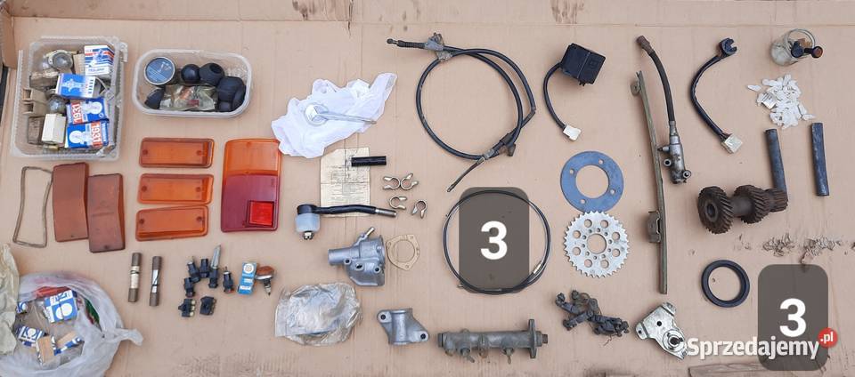 ZAŚLEPKA ZDERZAKA PRAWY PRZÓD 5212747020 TOYOTA Pozostałe Plewiska