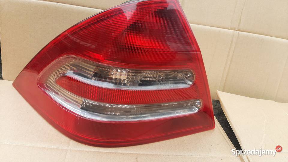 lampa prawa lewa tył tylna mercedes c w203 sedan Dębno