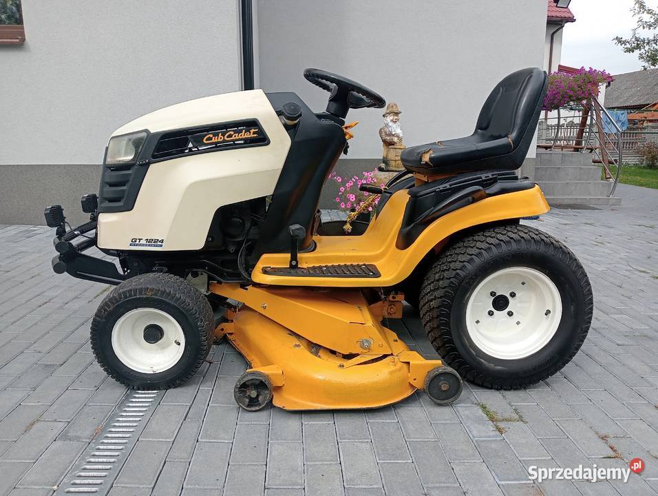 Sprzedam traktorek kosiarkę cub cadet świętokrzyskie Skorków