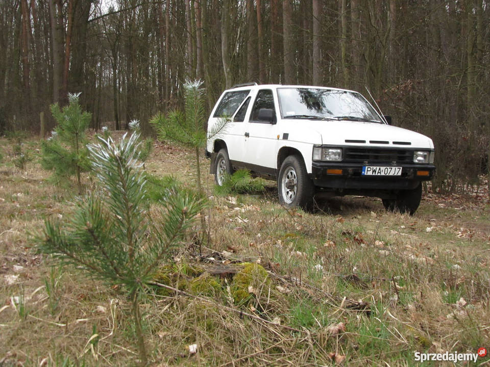 Nissan Terrano I 24 GAZ Uczciwa Tanio Gwarancja Terrano Skoki