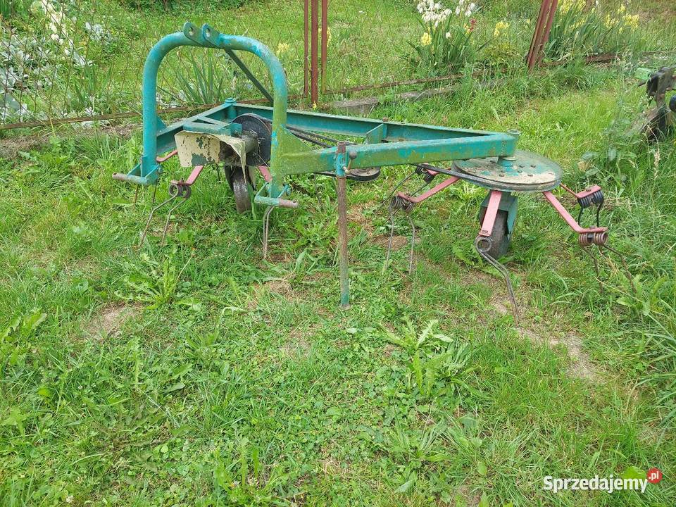 Przetrząsacz Przetrząsaczo zgrabiarka karuzela Blizne