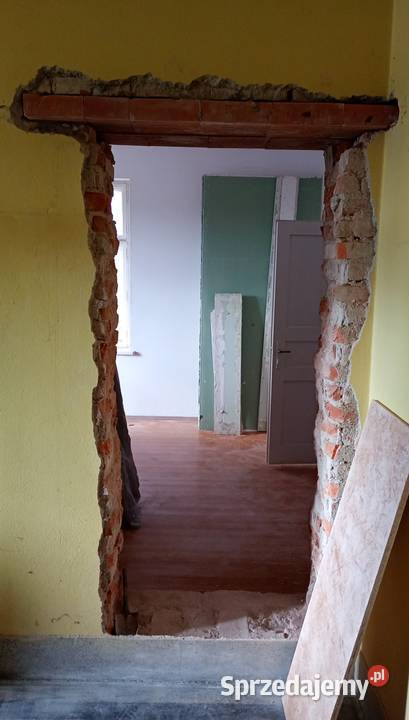 Połowa domu na sprzedaż Cięcina