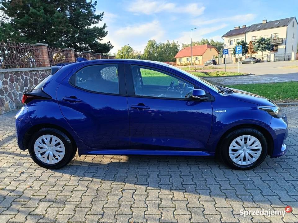 Toyota Yaris Hybrid 15 VVTi Comfort 2022r nowy automatyczna Pionki