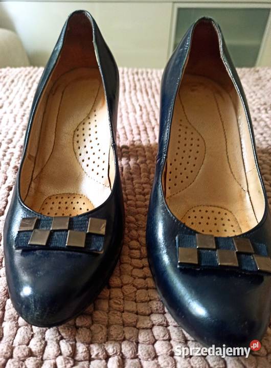 granatowe czółenka na obcasie Częstochowa