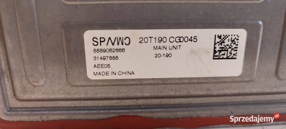 VOLVO XC40 PODGRZEWACZ PŁYNY CHŁODNICZEGO