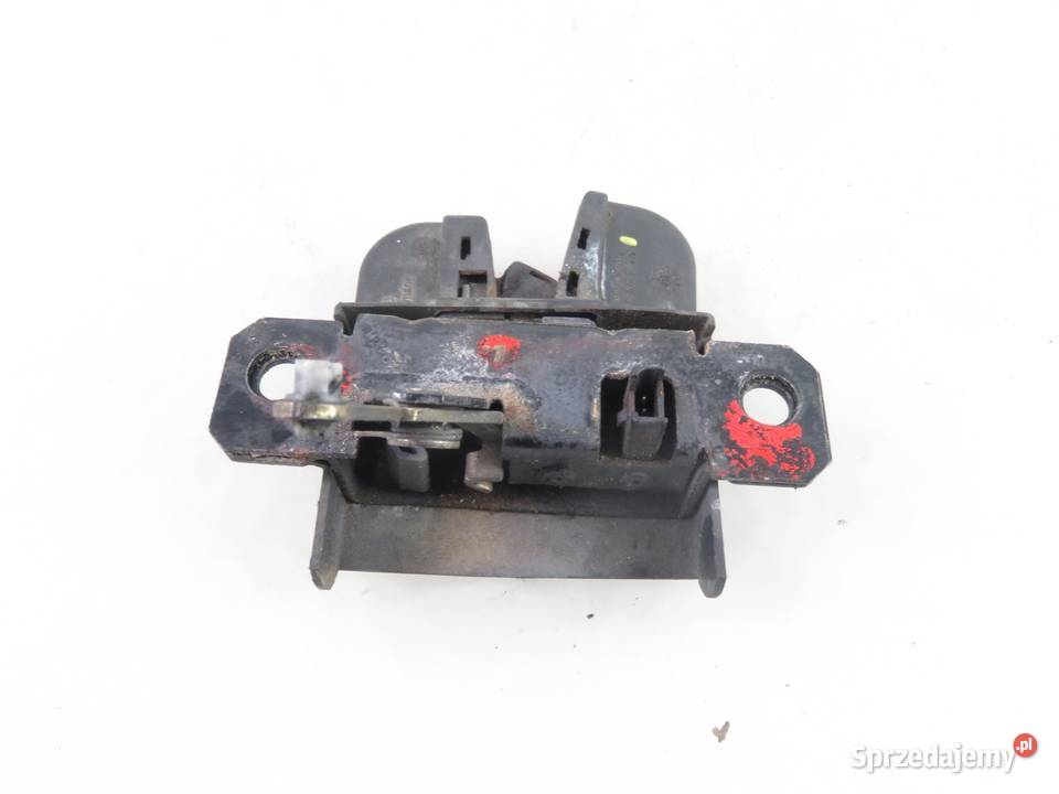 ZAMEK KLAPY VW GOLF IV 1J6827505B osobowe