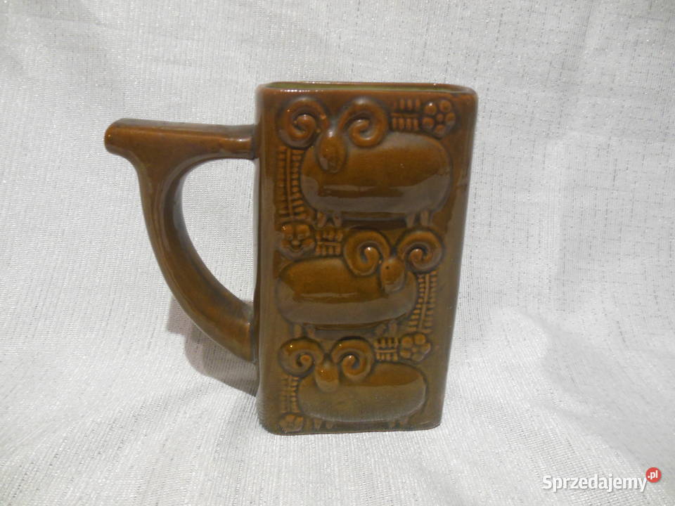 Pijałka ceramiczna z baranami PRL Kielce