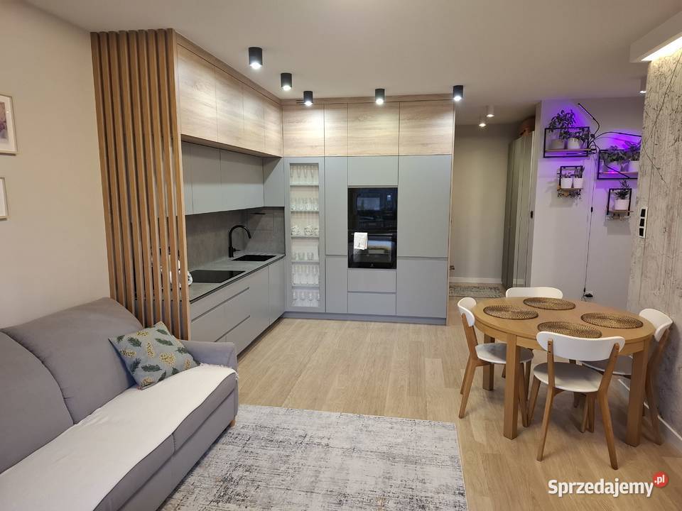 Gołębiów 2 2pokoje Żwirki i Wigury 29 Nowy blok Radom sprzedam