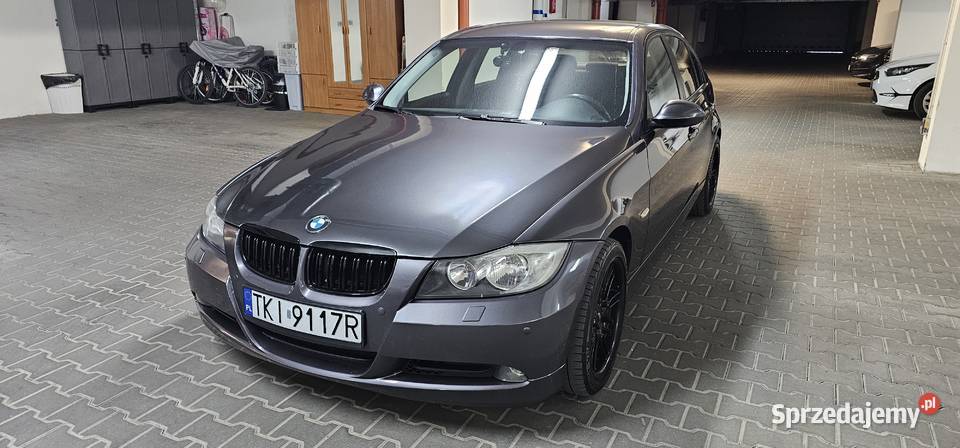 BMW E90 2005r 20B 150 manualna Kielce