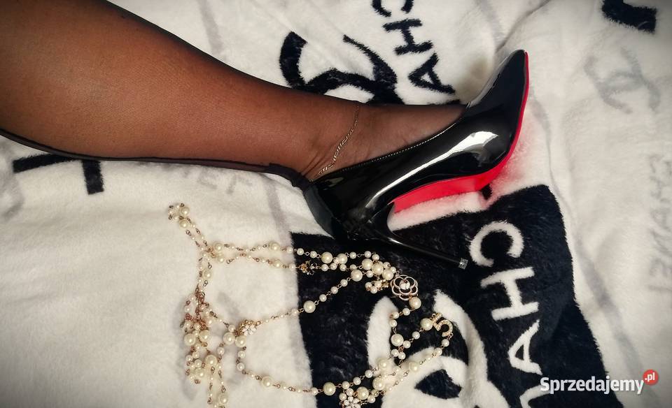 pończochy czarne szew kubańska pięta pełna Pozostałe mazowieckie Warszawa sprzedam