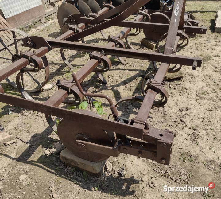 Kultywator 14 łap Kurów sprzedam