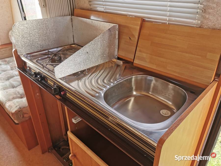 Przyczepa Kempingowa lekka 750 DMC 4 osobowa Jedlnia-Letnisko