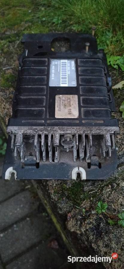 Sterownik silnika passat b3 18 8v Biała