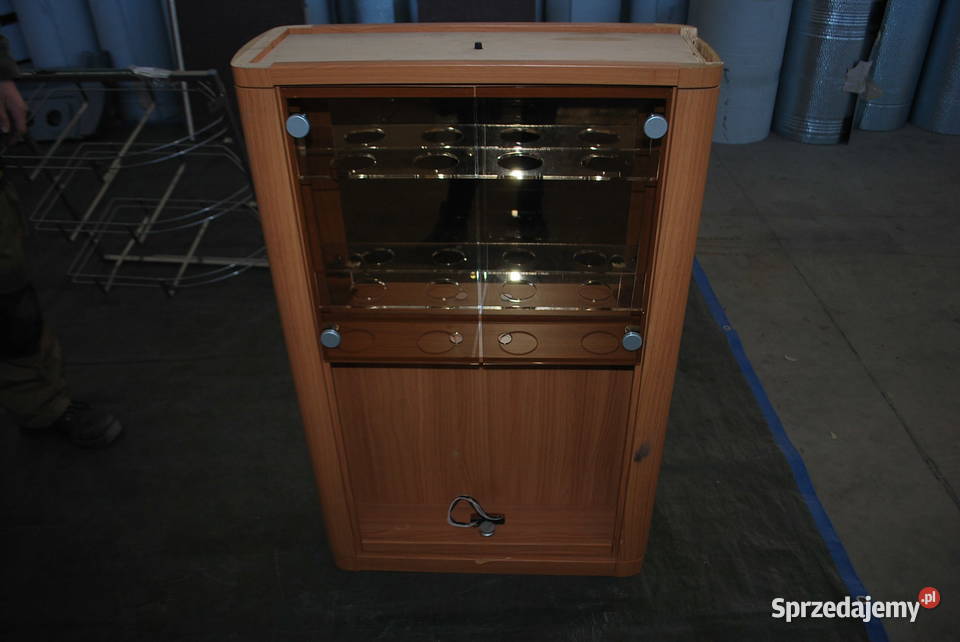 SZAFKA OBROTOWA HOBBY DO KEMPINGUKAMPERA mazowieckie Grzebowilk sprzedam