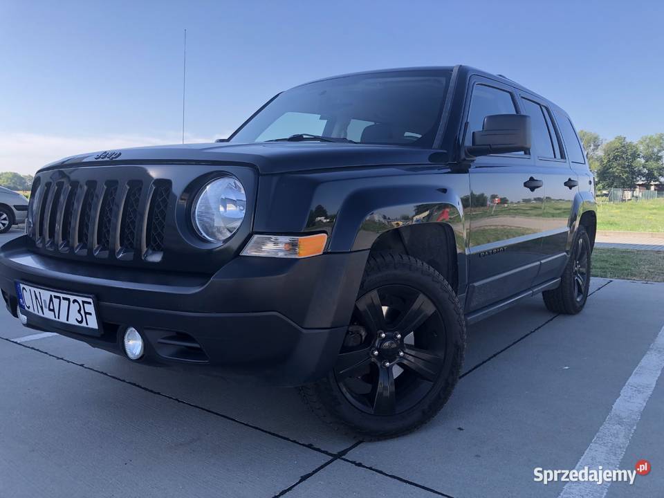 Jeep Patriot 20 Benzyna Sport 2015 aluminiowe felgi Pakość