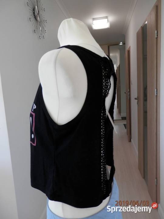 Bluzka Bershka Crop Top Krótki Czarny Z Napisem Łomża