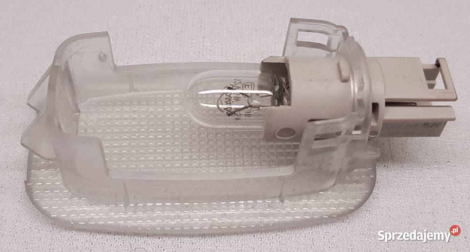 LAMPKA OŚWIETLENIE MERCEDES W204 W207 W212 W246 Mielęcin sprzedam