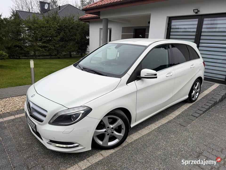 Led automat zadbane auto kupiony w Polsce Czachówek sprzedam