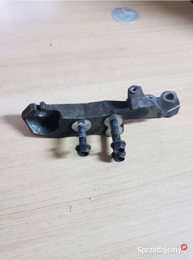 Łapa mocowanie na silnik Nissan GTR GTR osobowe Mielec sprzedam