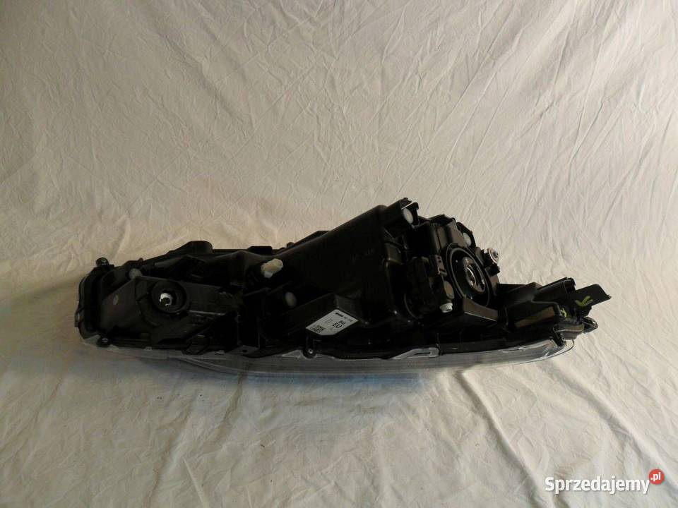 Reflektor Przód strona lewa Toyota Yaris Nowy Tomyśl