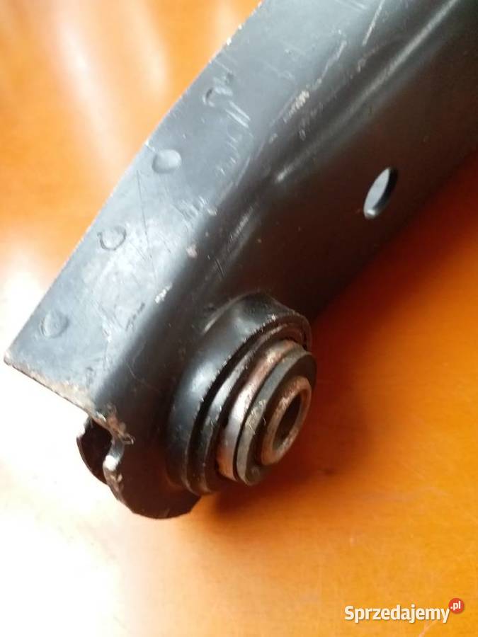 Fiat 126pZ epokiFabrycznie nowy wahacz tył do osobowe