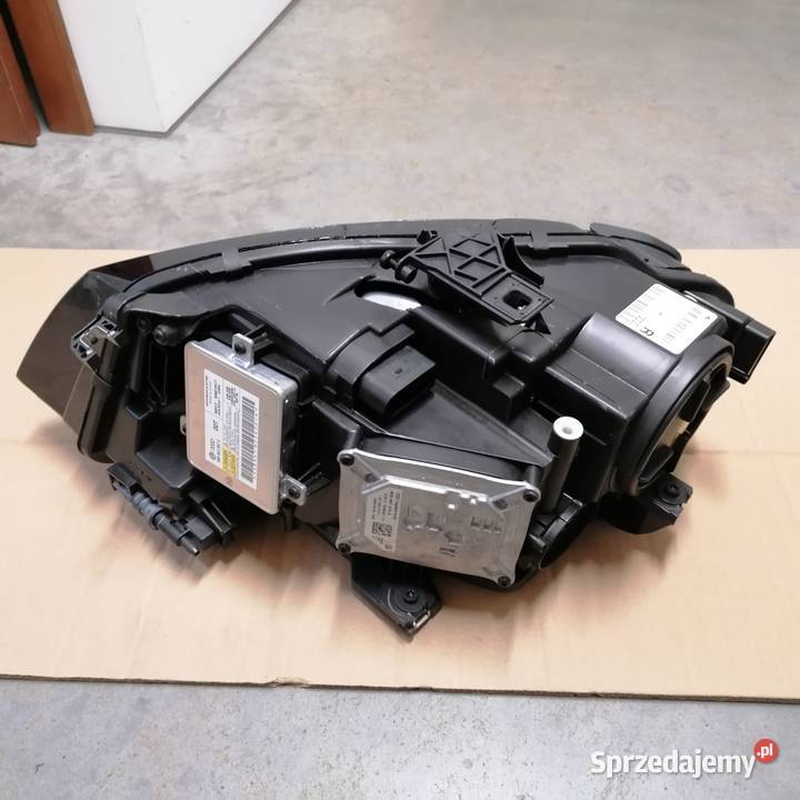 Lampa Audi A4 B8 Bi xenon nie skretny prawy prawe