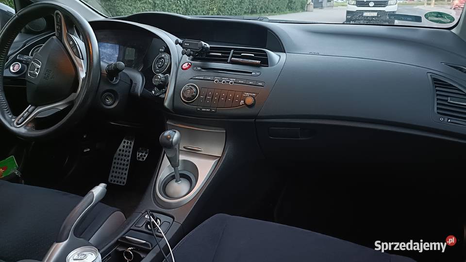 Honda Civic VIII UFO 18 LPG 2007 2 komplety kół sprzedam