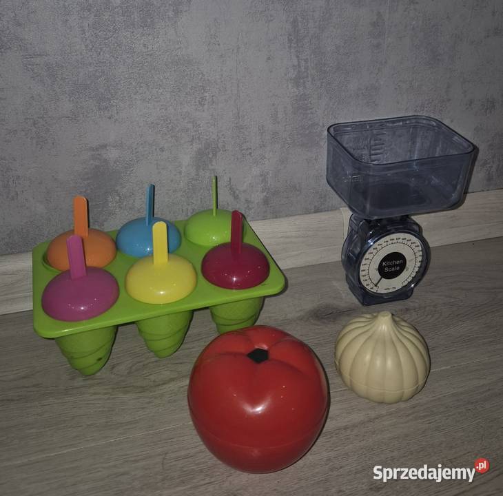 Akcesoria kuchenne zestaw waga pojemniki Łódź