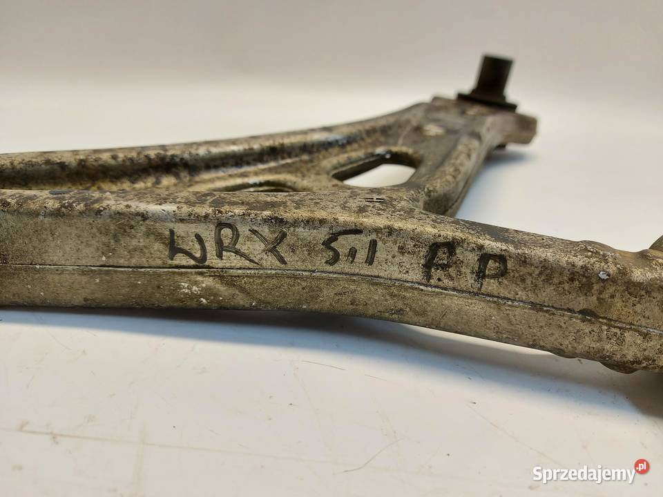 Subaru WRX STI 2015r wahacz prawy przód przedni